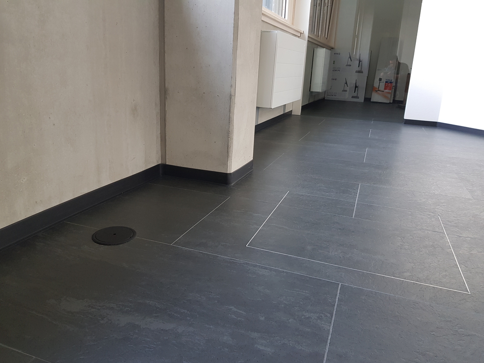 Kautschuk-Bodenbelag für Ärztehaus - parkett boden bader